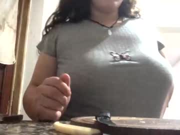 Alexa_Heat Chaturbate stream image from May 06, 2025