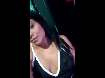 Allysonescobar812031 Chaturbate stream image from May 06, 2025