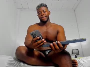 Michael_Donovan Chaturbate stream image from May 06, 2025