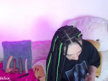 Juliettaa_1 Chaturbate stream image from May 06, 2025
