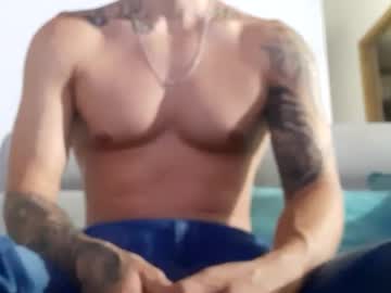 Skater19xxx Chaturbate stream image from May 06, 2025