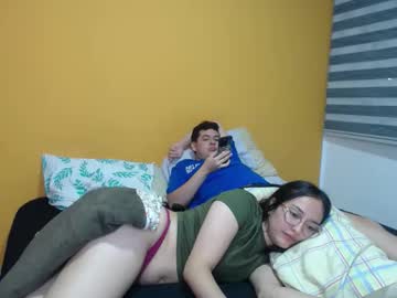 Dariinka_Vera Chaturbate stream image from May 06, 2025