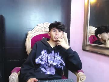 Oliver21zk Chaturbate stream image from May 06, 2025
