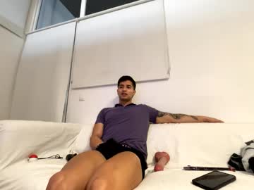 Davidlondon28 Chaturbate stream image from May 06, 2025