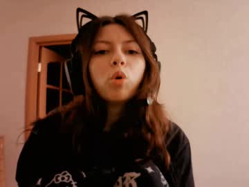 Dawndollins Chaturbate stream image from May 06, 2025