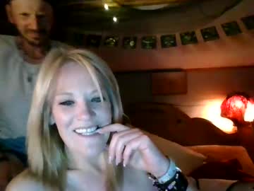 Chompbox Chaturbate stream image from May 06, 2025