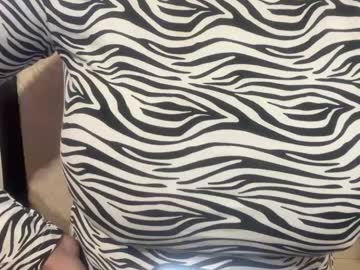 Rachellbailey Chaturbate stream image from May 06, 2025