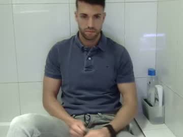 Angel102890 Chaturbate stream image from May 06, 2025