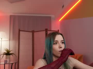 Violettessa Chaturbate stream image from May 06, 2025