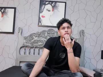 Nickcoper Chaturbate stream image from May 06, 2025