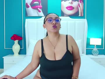 Venusvalmont Chaturbate stream image from May 06, 2025