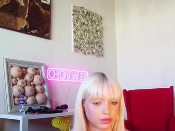 Barbie_Dollhouse Chaturbate stream image from May 06, 2025
