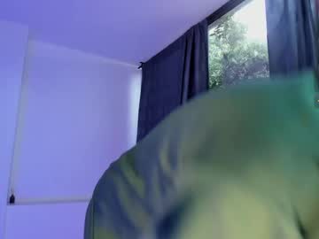 Luke_Cameron1 Chaturbate stream image from May 06, 2025