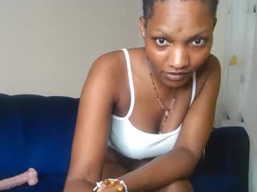 Tyla_Cerry Chaturbate stream image from May 06, 2025