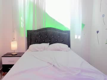 Ariatna_Latina Chaturbate stream image from May 06, 2025