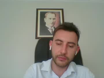 Ankarakedisi Chaturbate stream image from May 06, 2025