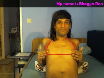 Rezombe Chaturbate stream image from May 06, 2025