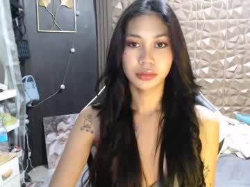 Sweetstares Chaturbate stream image from May 06, 2025
