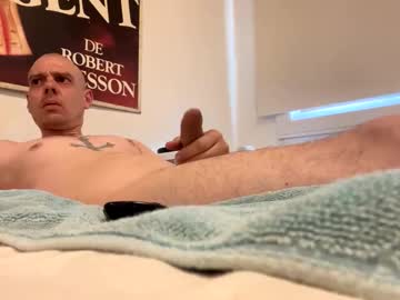 Vvsvinze Chaturbate stream image from May 06, 2025