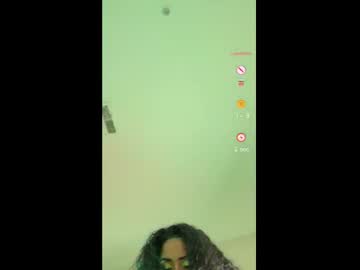 Bossybella Chaturbate stream image from May 06, 2025