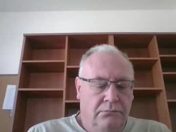 Justme196756 Chaturbate stream image from May 06, 2025