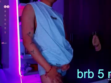 Jhonnysweetsugar Chaturbate stream image from May 06, 2025