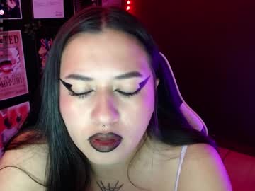 Raven_Darkk Chaturbate stream image from May 06, 2025