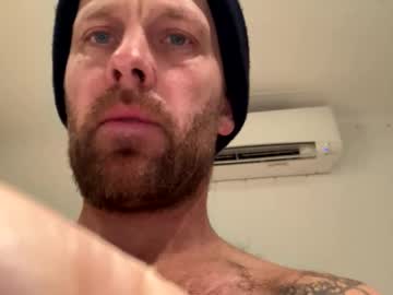 Wetjohny Chaturbate stream image from May 06, 2025