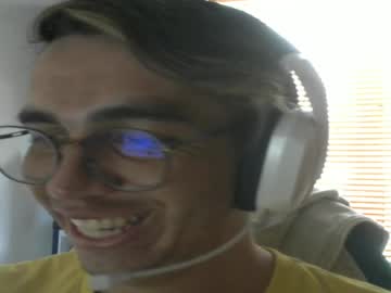 Ethan_Kiin Chaturbate stream image from May 06, 2025