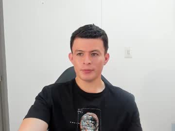Iker_Maximus Chaturbate stream image from May 06, 2025