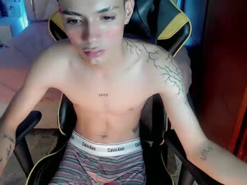 Kris_Cuervo Chaturbate stream image from May 06, 2025