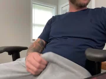 Huckleberry2010 Chaturbate stream image from May 06, 2025