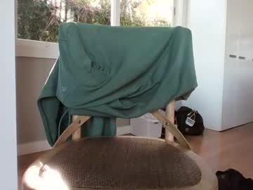 Kiwioncam25 Chaturbate stream image from May 06, 2025