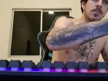 Oliverxrxxxx Chaturbate stream image from May 06, 2025