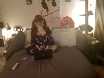 Kinkycouplepeachyprincess Chaturbate stream image from May 07, 2025
