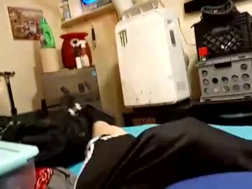 Bustindeepinyou Chaturbate stream image from May 07, 2025