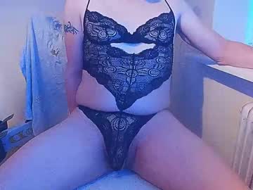 1103giga Chaturbate stream image from May 07, 2025