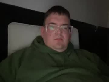 Fuelmeup Chaturbate stream image from May 07, 2025