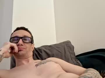 Hungjacklame Chaturbate stream image from May 07, 2025