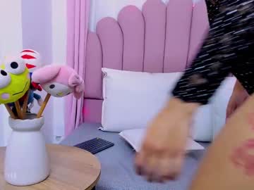 Caroline__Brown Chaturbate stream image from May 07, 2025