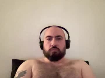 Beluterre Chaturbate stream image from May 07, 2025