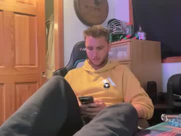 Croattir0913 Chaturbate stream image from May 07, 2025