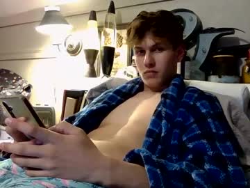 Izzame2 Chaturbate stream image from May 07, 2025