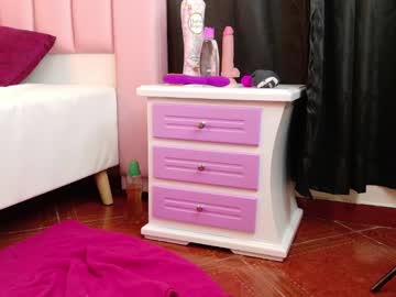 Sarah_Milleer Chaturbate stream image from May 07, 2025
