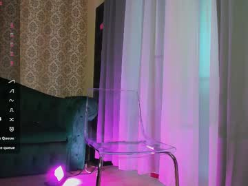 Creamyinkk Chaturbate stream image from May 07, 2025