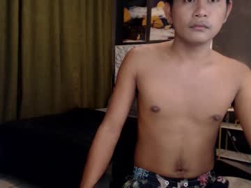 Asianhunkseeker Chaturbate stream image from May 07, 2025