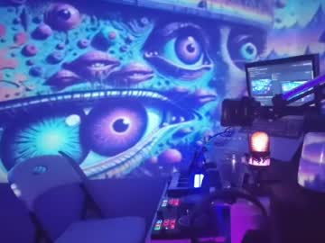 Dottoredan Chaturbate stream image from May 07, 2025