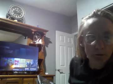 Skeeterbadgirl Chaturbate stream image from May 07, 2025
