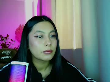 Gigglepuff_ Chaturbate stream image from May 07, 2025