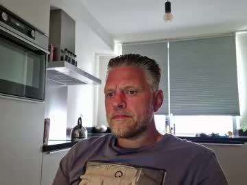 Spectacularguy Chaturbate stream image from May 07, 2025